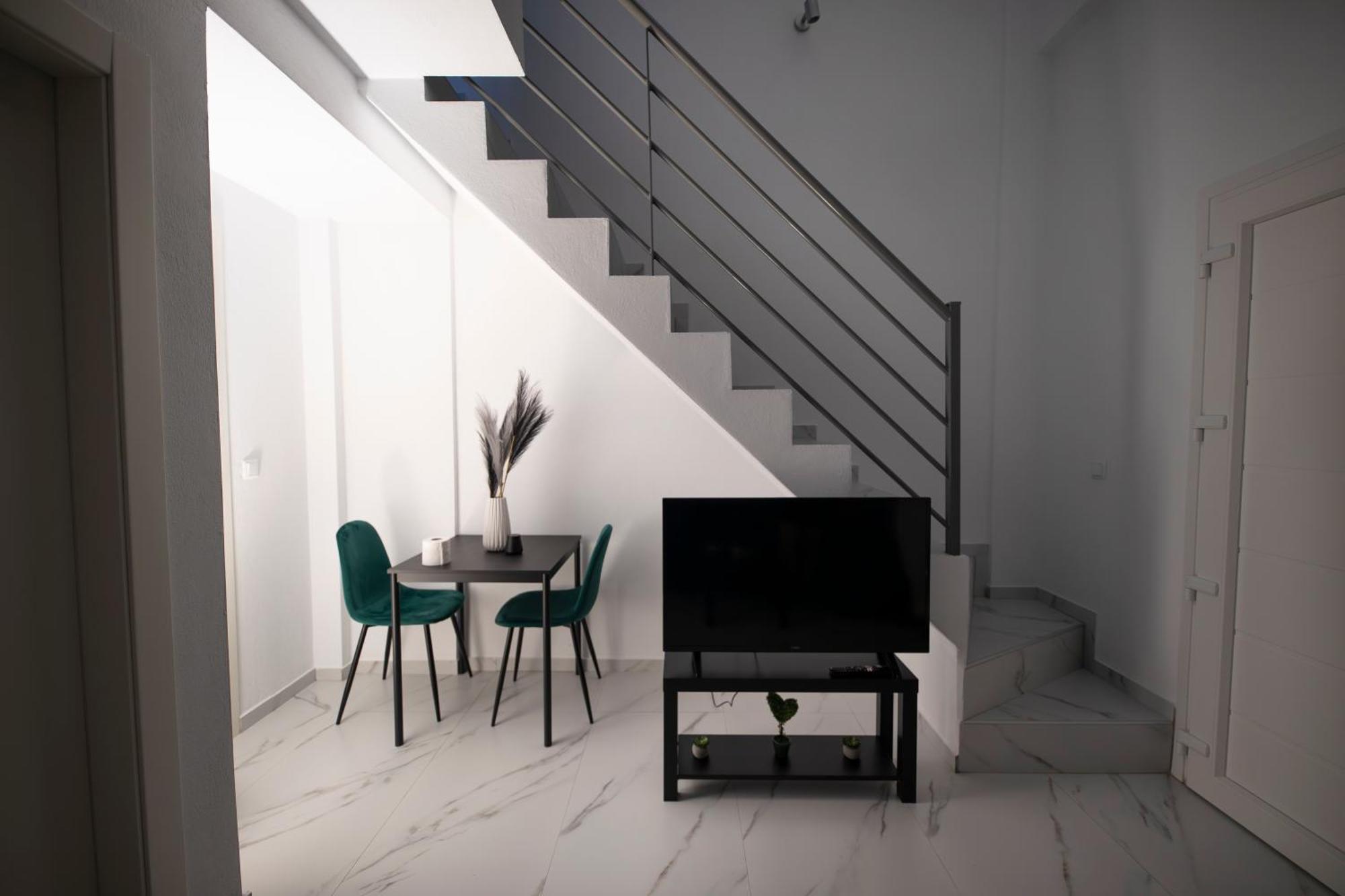 E&S Balaska Apartments Kavala Exterior photo